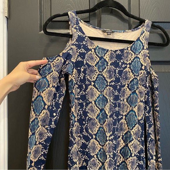 Guess off the shoulder dress snake print - Picture 2 of 6